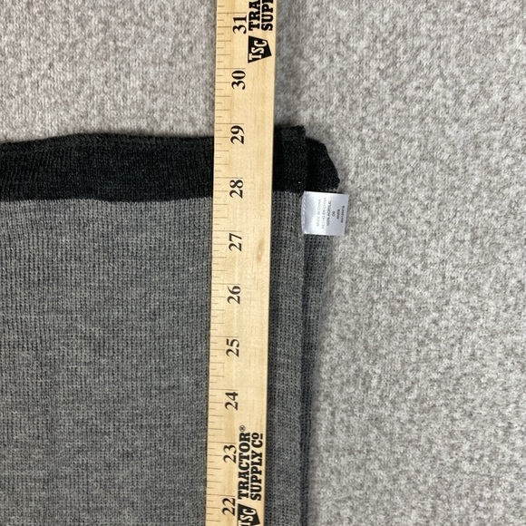 Levi’s scarf neutral minimalist edgy clean lines warm masculine OS - Picture 6 of 6